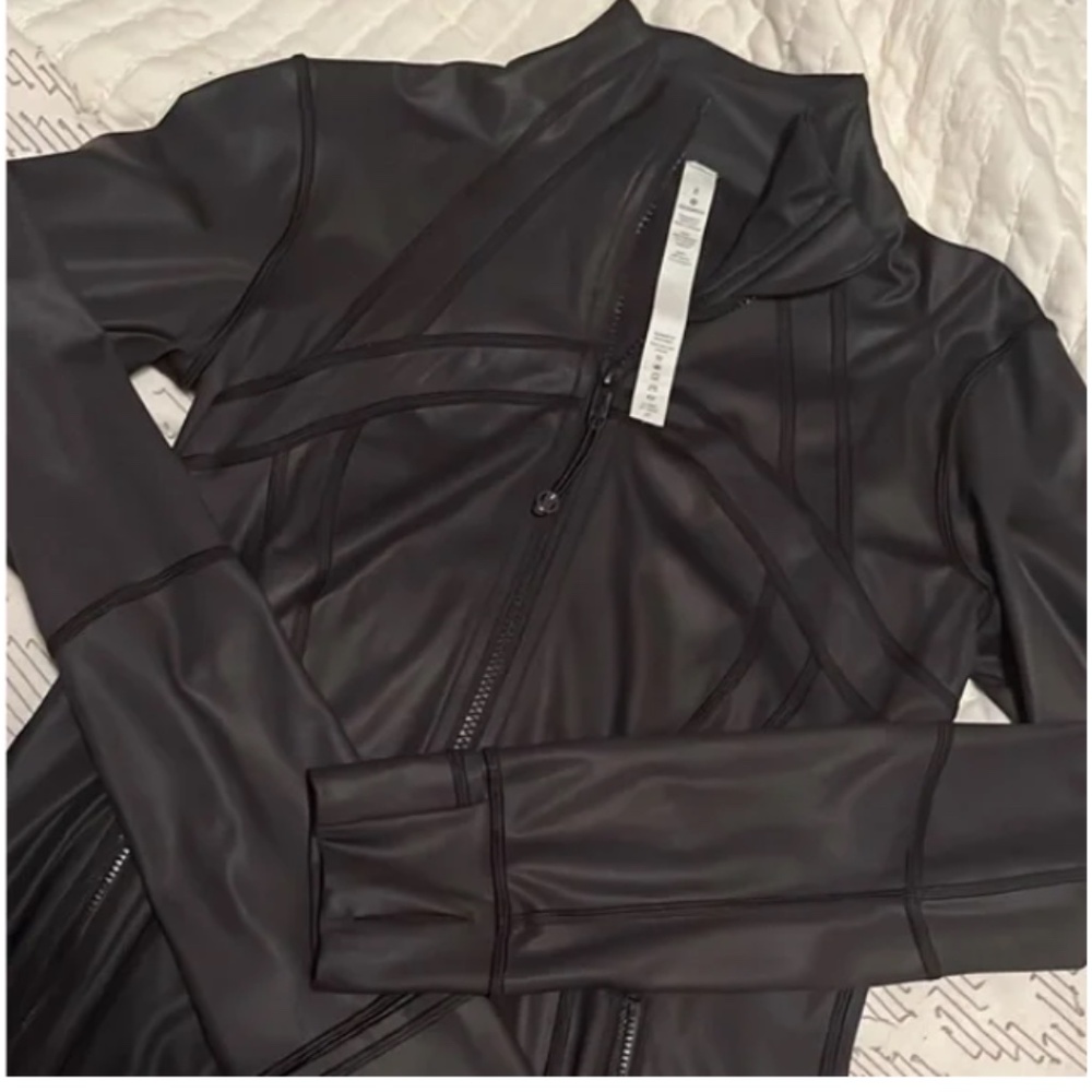 RARE LULULEMON DEFINE JACKET 8